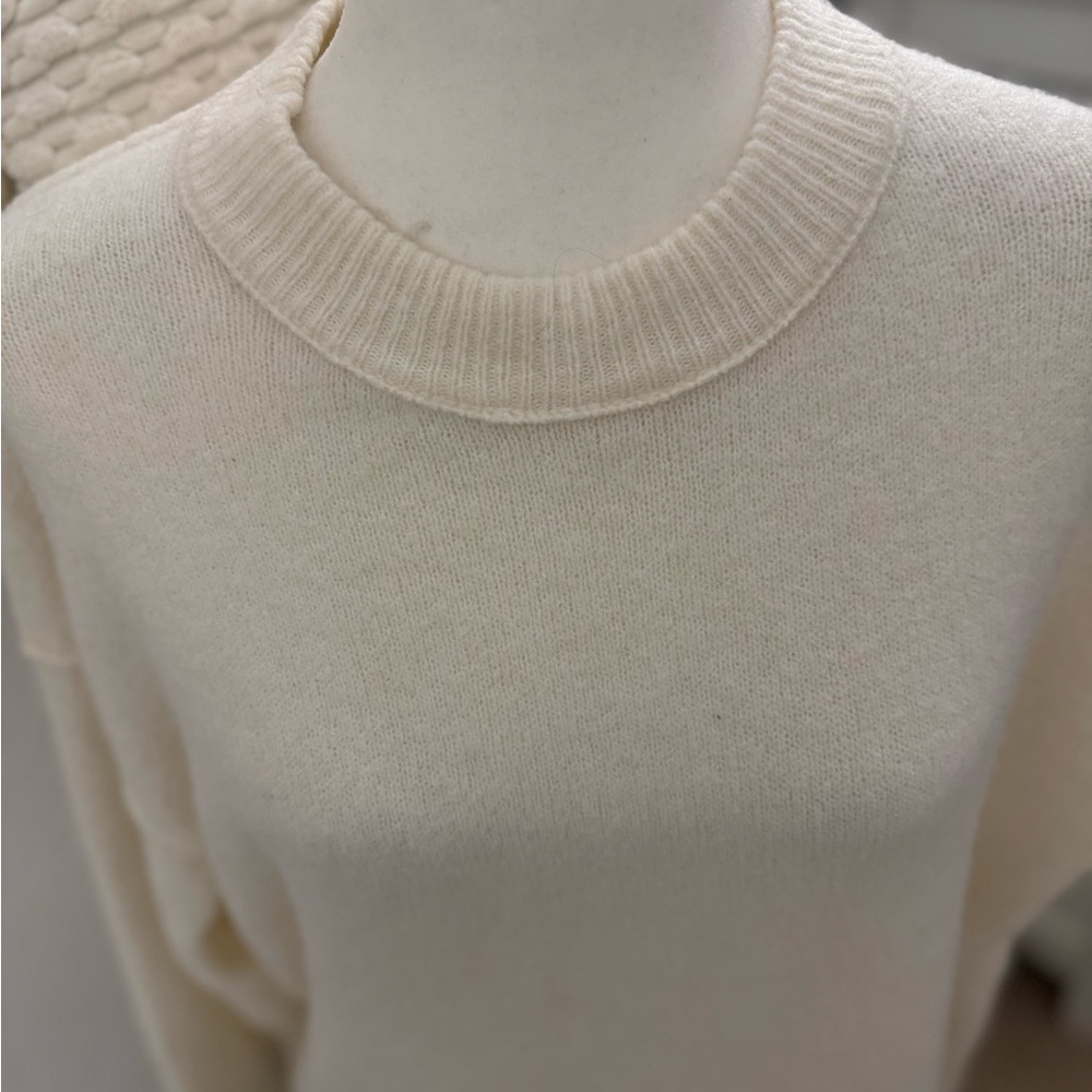 Aerie Cream Oversized Sweater - Picture 4 of 10